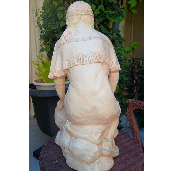Vintage Continental Studios Native American Indian Woman Chalkware Sculpture - Picture 11 of 13
